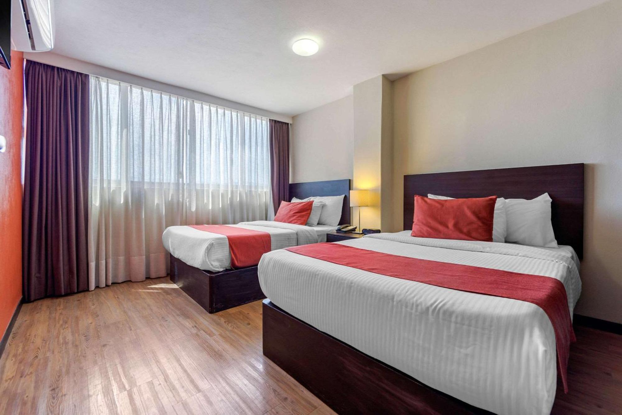 Comfort Inn San Luis Potosi Exterior photo