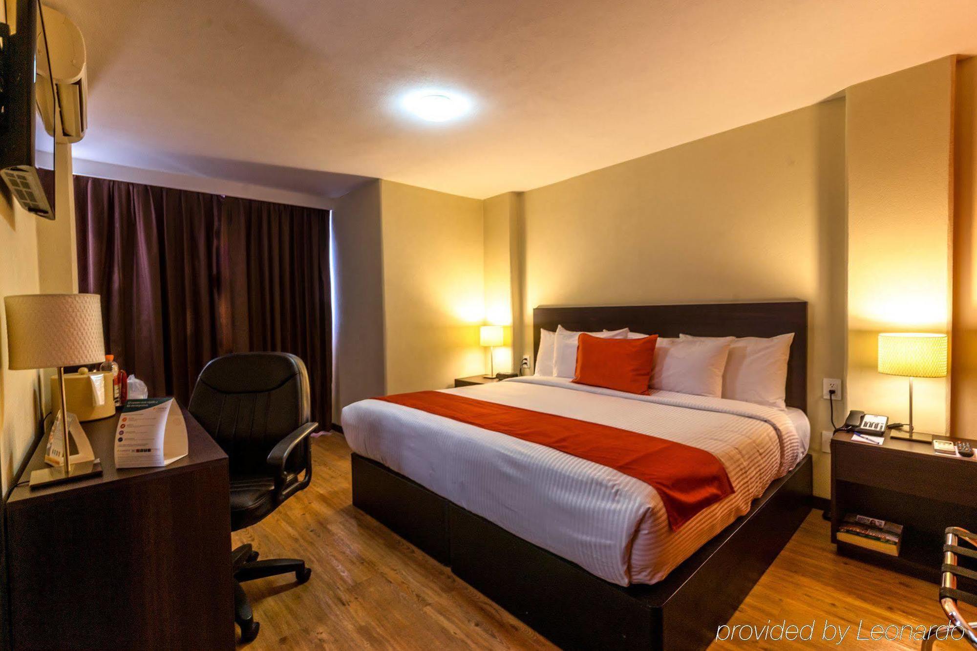 Comfort Inn San Luis Potosi Exterior photo